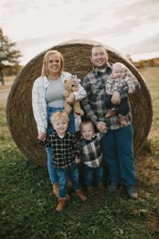 Jackie Sisk and family (husband and three children)